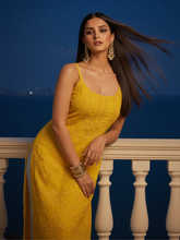 Solace Chikankari & Lace Sleeveless Kurta