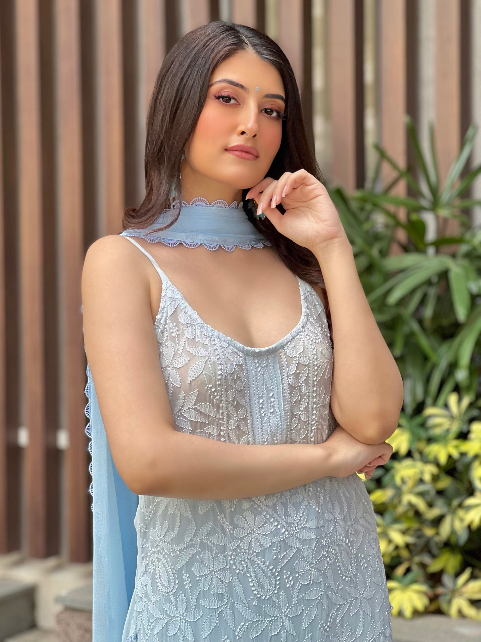 Dreamy Frost Chikankari Ombré Lace Strappy Kurta Set (set of 3)
