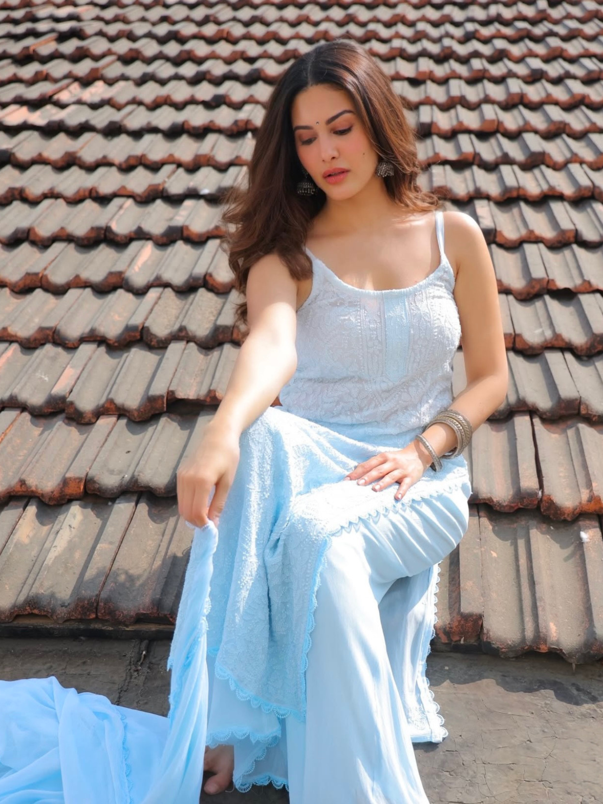 Dreamy Frost Chikankari Ombré Lace Strappy Kurta Set (set of 3)