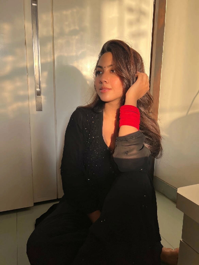 Noir Chikankari Kurta Set