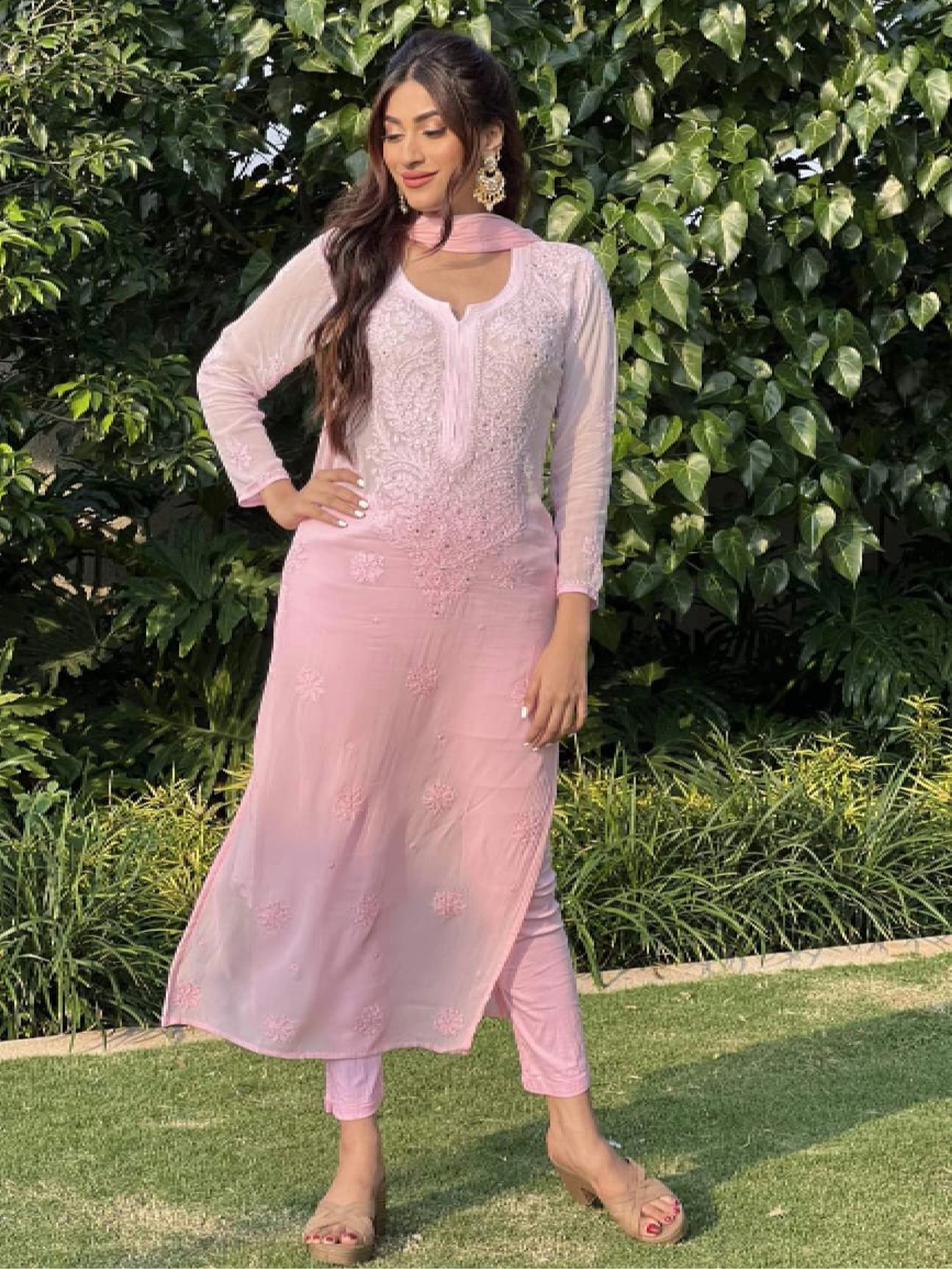 Pressed Rose Chikankari & Mukaish Kurta